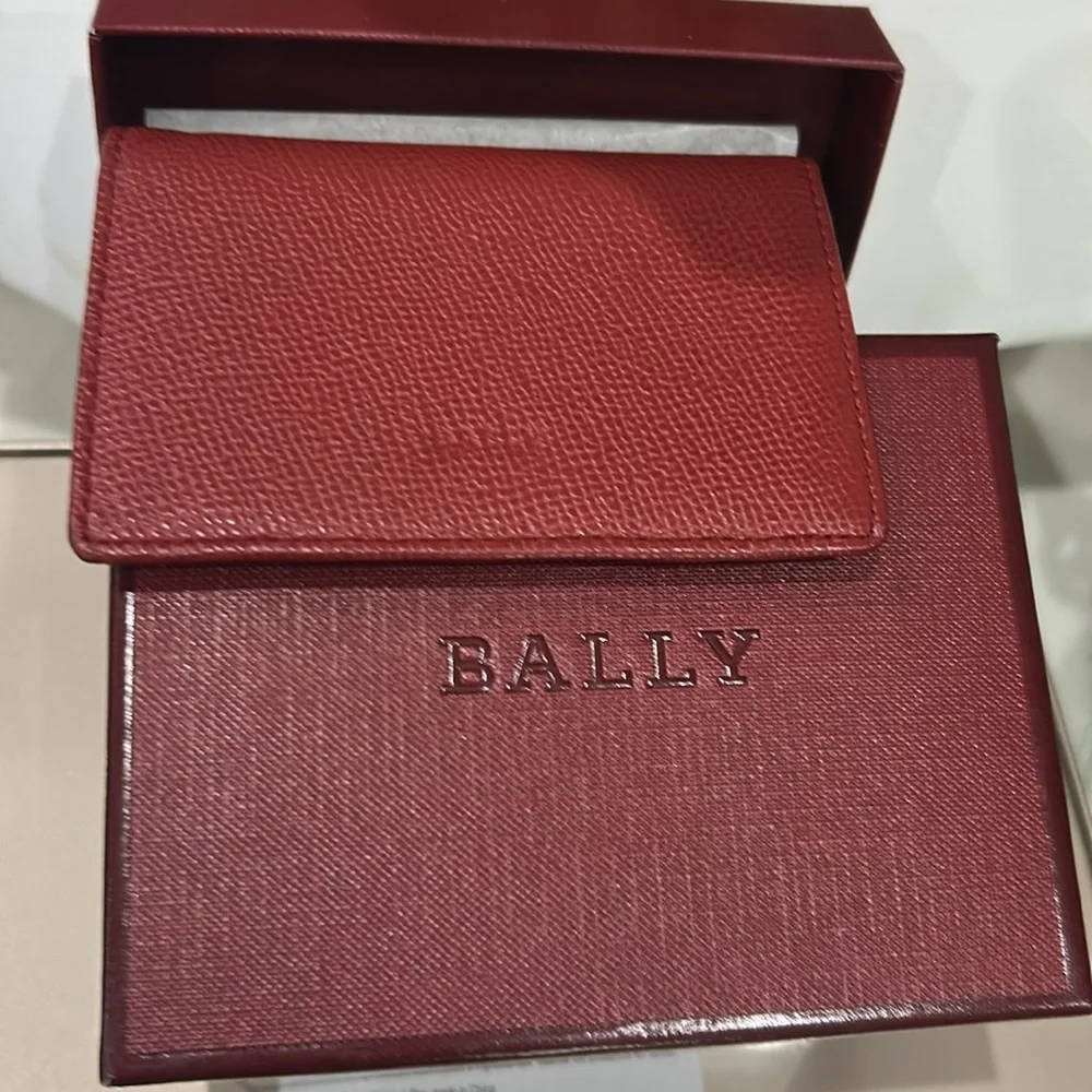 Bally Red Leather Card‎ Holder